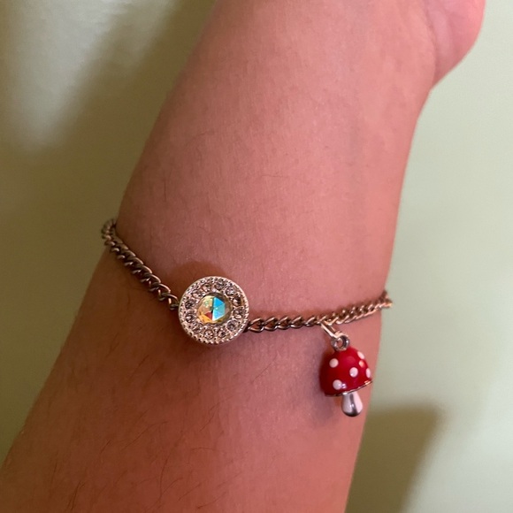 Silver Avon Mushroom Charm Bracelet and Earring Set - Picture 3 of 11